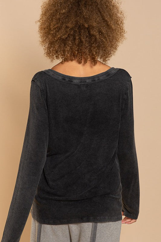 Cici V-neck Button Down Long Sleeve Top