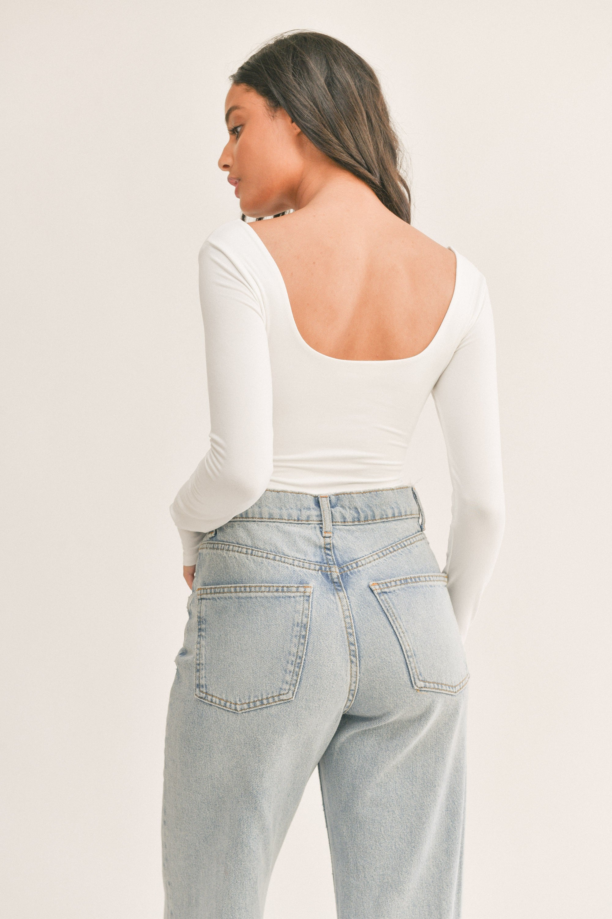 Jade Long Sleeve Bodysuit || White