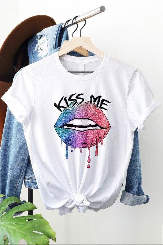 Kiss Me Lips, Graphic Tee