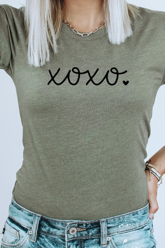 XOXO Heart Lover Romantic Valentines Day Tee